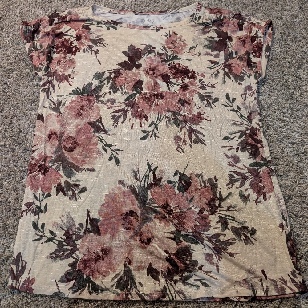 5/$20 24/7 Floral Blouse